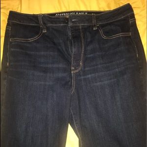 American Eagle Super High Rise Jegging